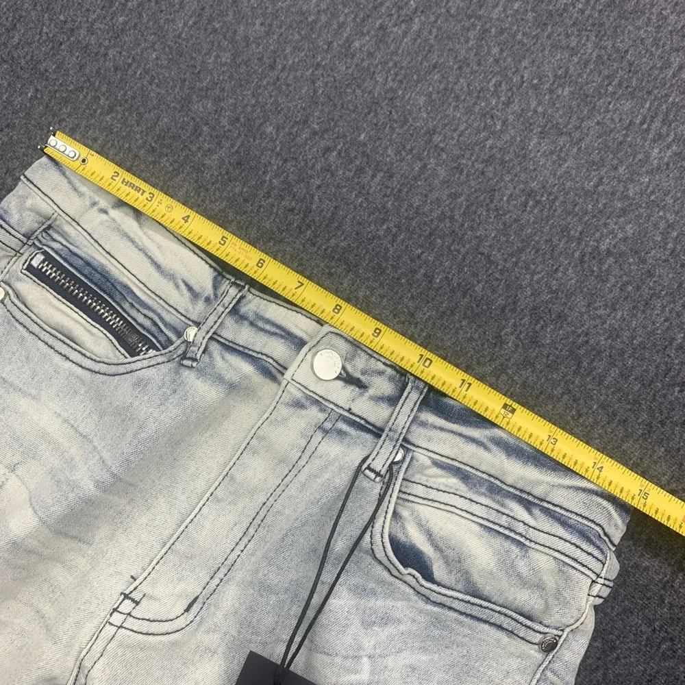 NWT Rockstar Denim Lakyn Light Wash Stacked Flare Jean 98% COTTON SLIM - Size 32